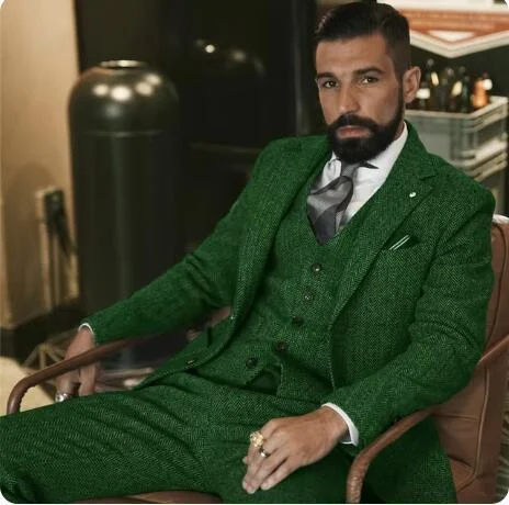 AutumnWinter Herringbone British-Style Retro Gentlemans Slim-Fit Three-Piece Suit Casual Set - Image 5