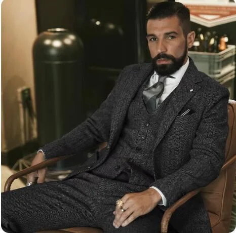 AutumnWinter Herringbone British-Style Retro Gentlemans Slim-Fit Three-Piece Suit Casual Set - Image 9
