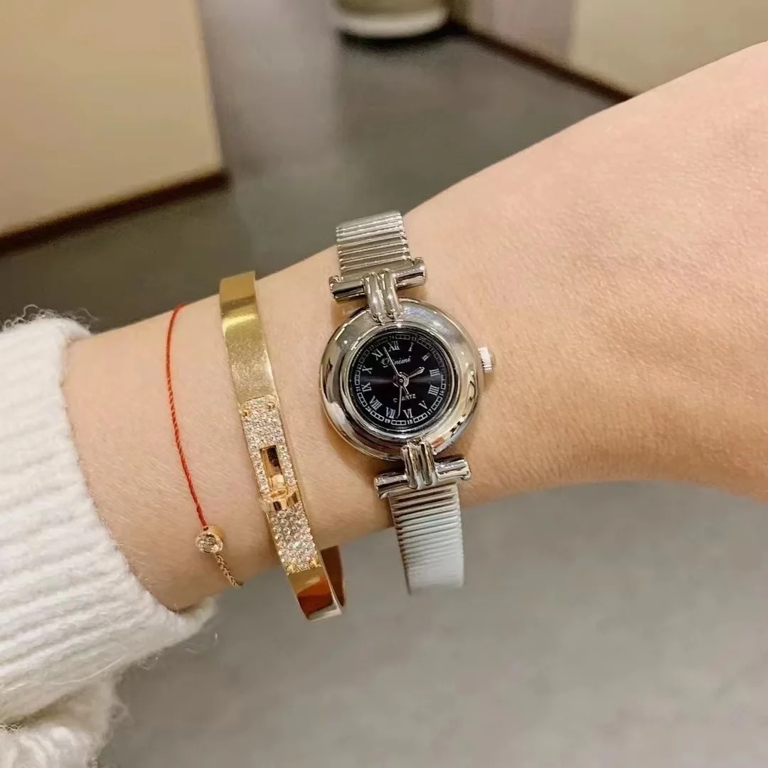 Fashionable Trend Quartz Watch Retro Lamp Luxurious Women's Watch - Image 7
