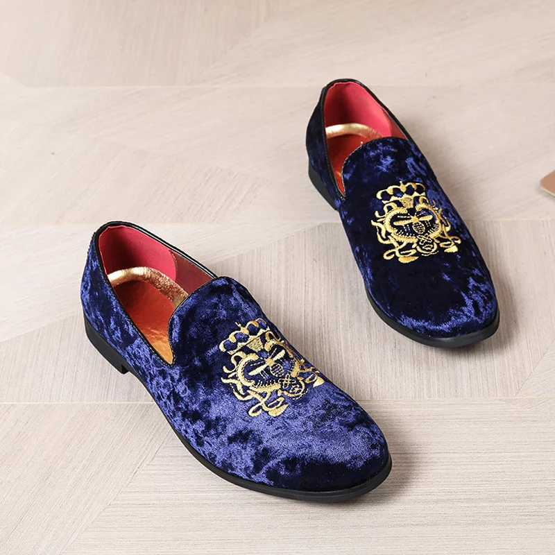 Mens Embroidered Shoes - Image 2