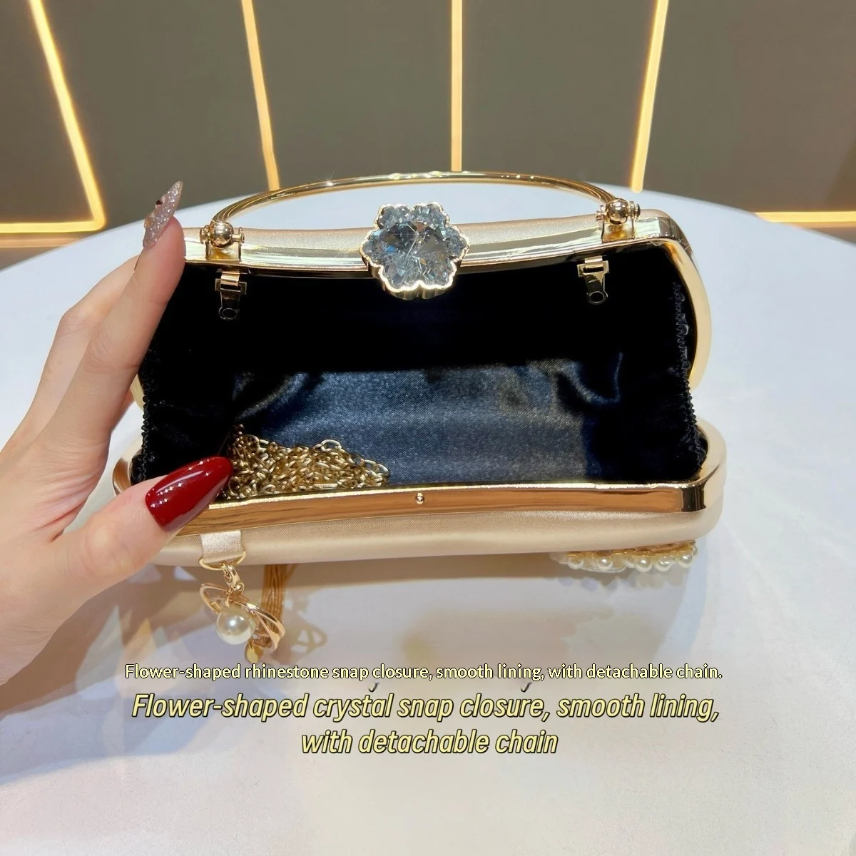 Pearl-encrusted Diamond-studded Tassel Pendant Handbag - Image 6