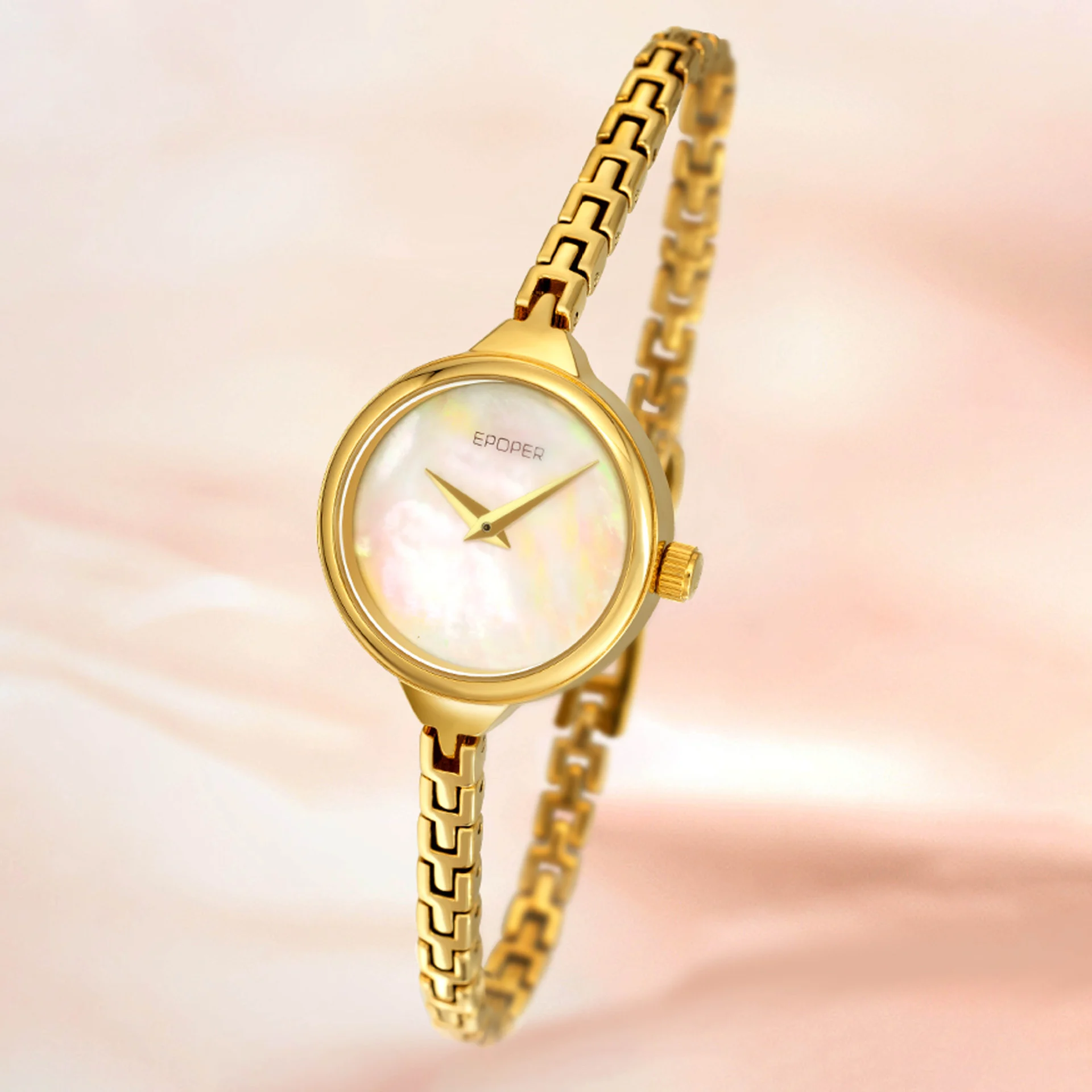 A Versatile Petite And Refined Quartz Watch For Women - Image 4