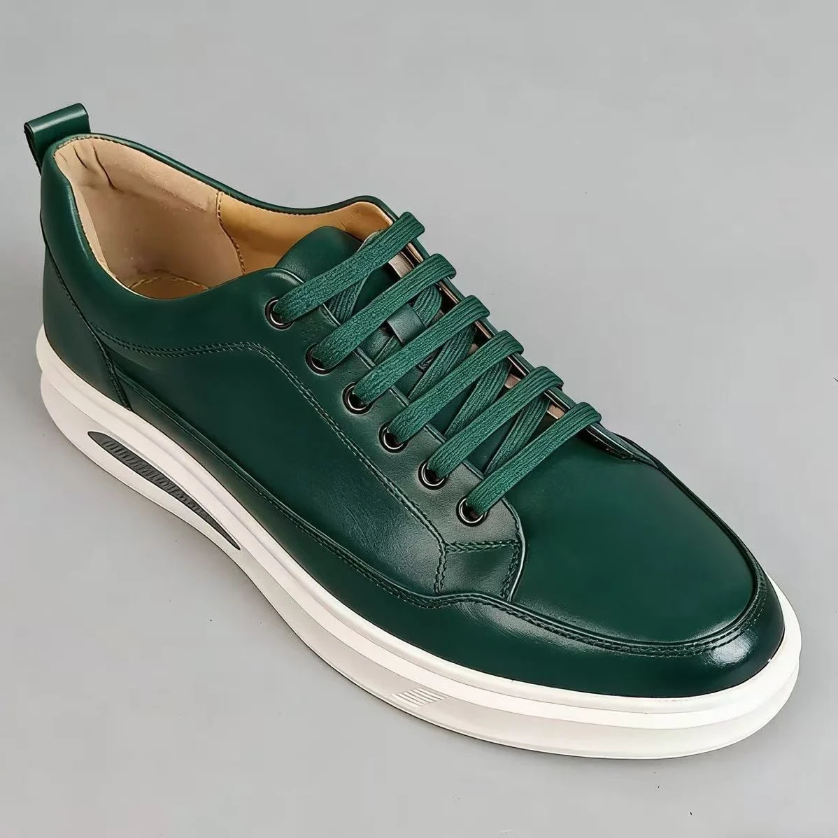 New Korean-style Versatile Mens Shoes Sports Leather Shoes
