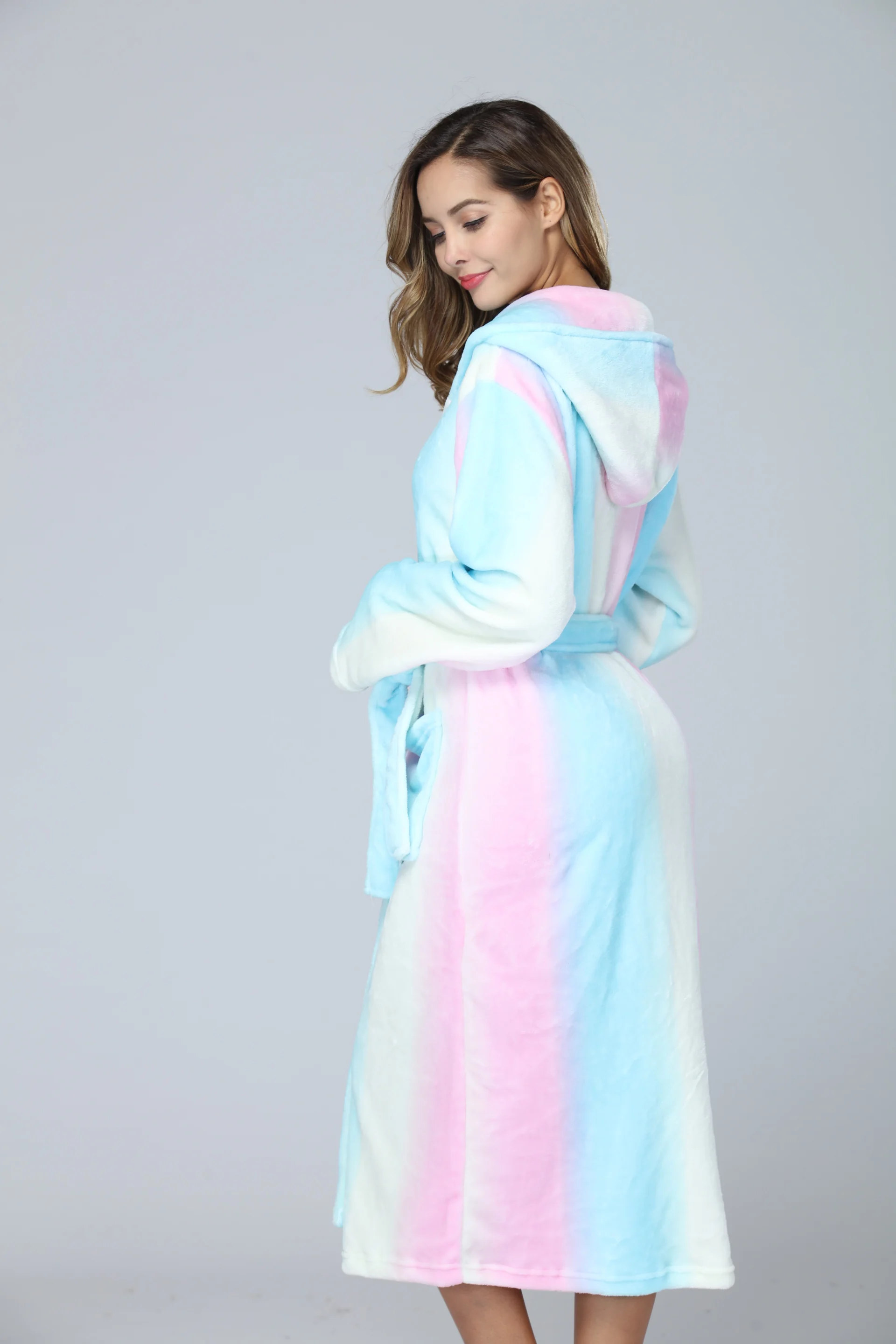 RONGTAI Womens Long Robes Plush Fleece Nightgown Thick Hooded Bathrobe With Pockets Fluffy Sleepwear For Men - Image 2